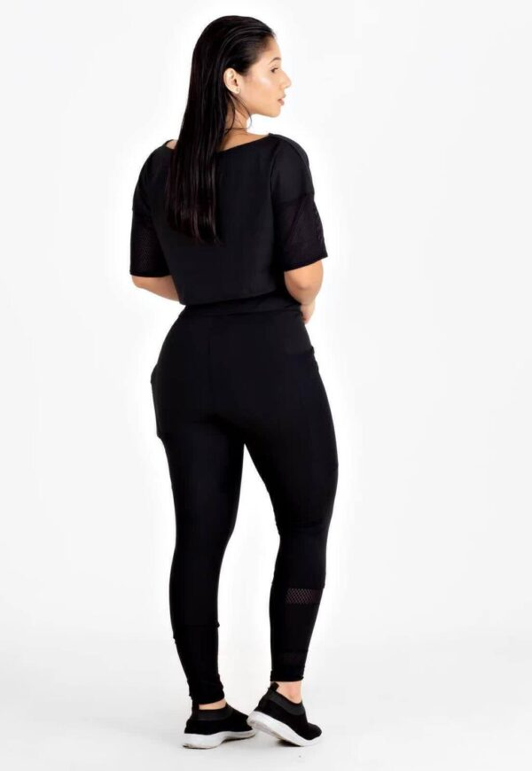 Conjunto Fitness Cropped Preto + Calça Legging com Bolso Tela www.athenafitwear.com.br
