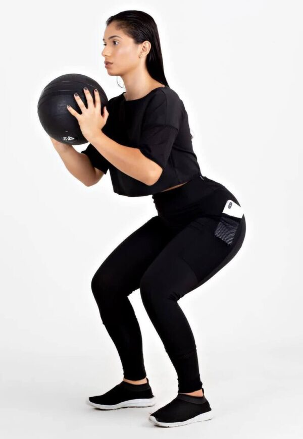 Conjunto Fitness Cropped Preto + Calça Legging com Bolso Tela www.athenafitwear.com.br