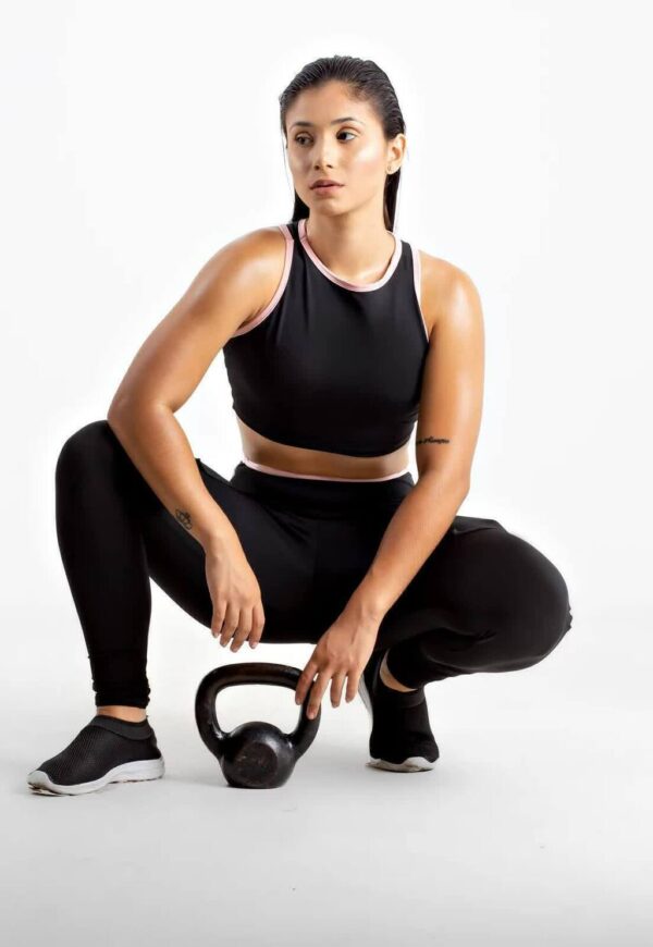 Cropped e Calça Legging Preto Conjunto Fitness www.athenafitwear.com.br