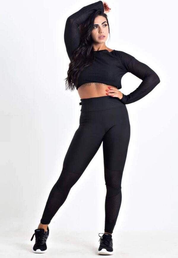Conjunto e Calça com Detalhes em Dry e Fitness Cropped de Tela Dry www.athenafitwear.com.br