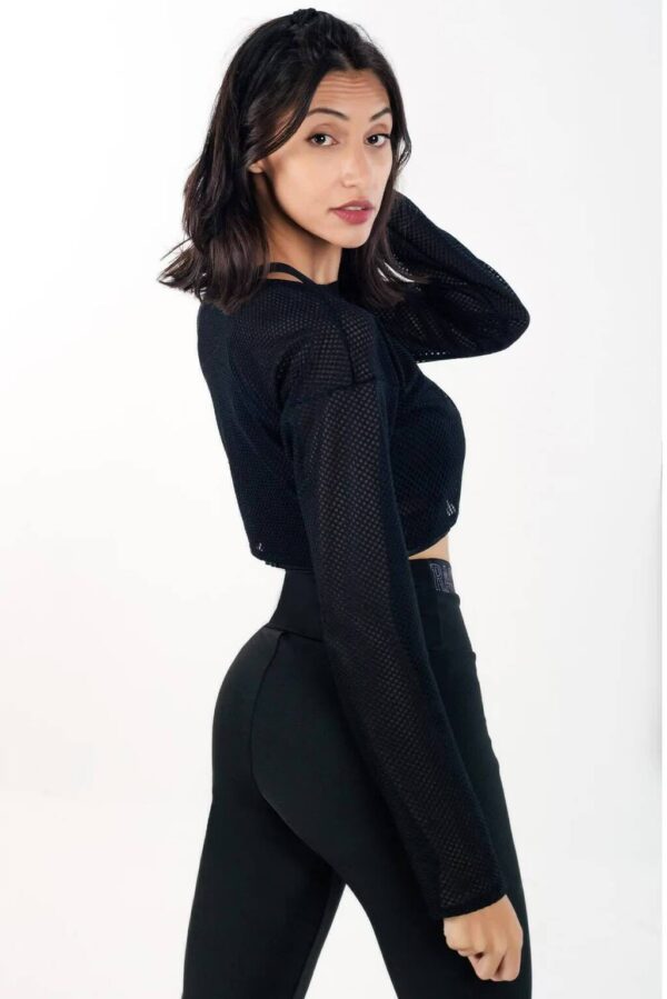 Top Cropped Manga Longa de Tela Dry Fit Preto Fitness www.athenafitwear.com.br
