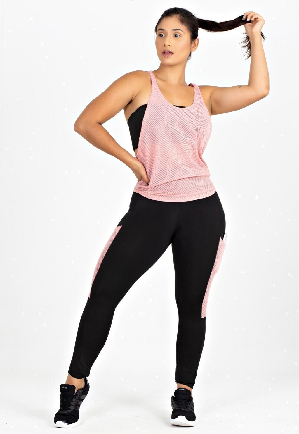 Calça Legging com Bolso em Tela Dry + Regata de Tela + Top Tomara que Caia Preto com Rosé Conjunto Fitness www.athenafitwear.com.br