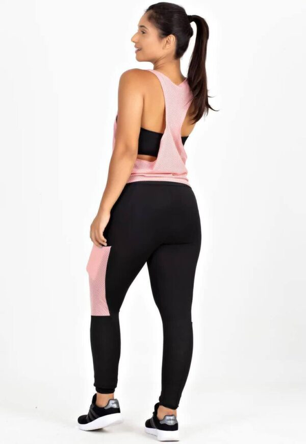 Calça Legging com Bolso em Tela Dry + Regata de Tela + Top Tomara que Caia Preto com Rosé Conjunto Fitness www.athenafitwear.com.br