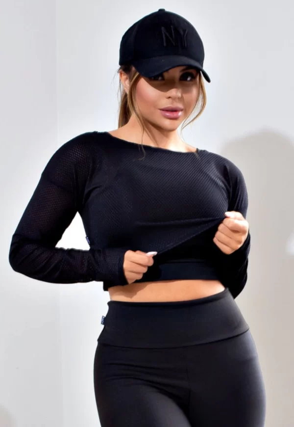 Top Cropped Manga Longa de Tela Dry Fit Preto Fitness www.athenafitwear.com.br
