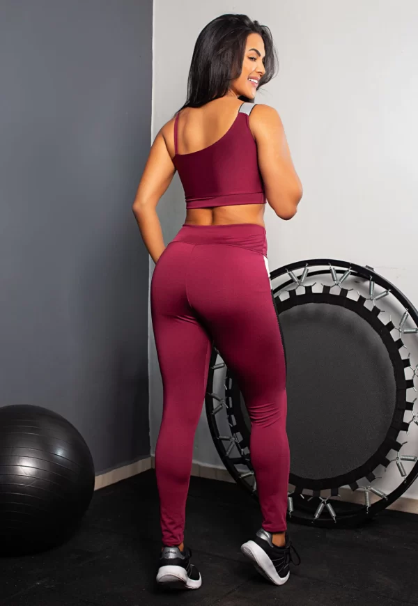 Calça Legging com Bolso de Tela + Cropped Marsala com Elásticos Conjunto Fitness www.athenafitwear.com.br